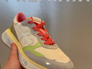 PREMIATA 19777