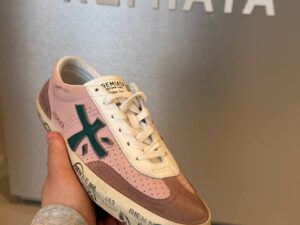 PREMIATA 19779