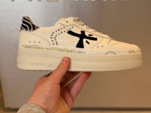 PREMIATA 19784