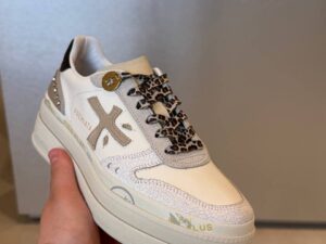 PREMIATA 19785