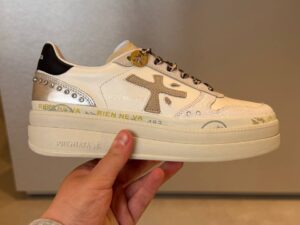 PREMIATA 19786