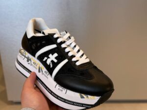 PREMIATA 19795