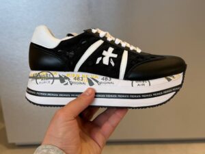 PREMIATA 19796