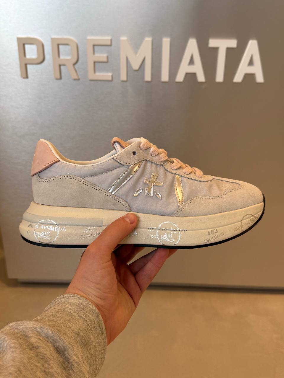 PREMIATA 19800