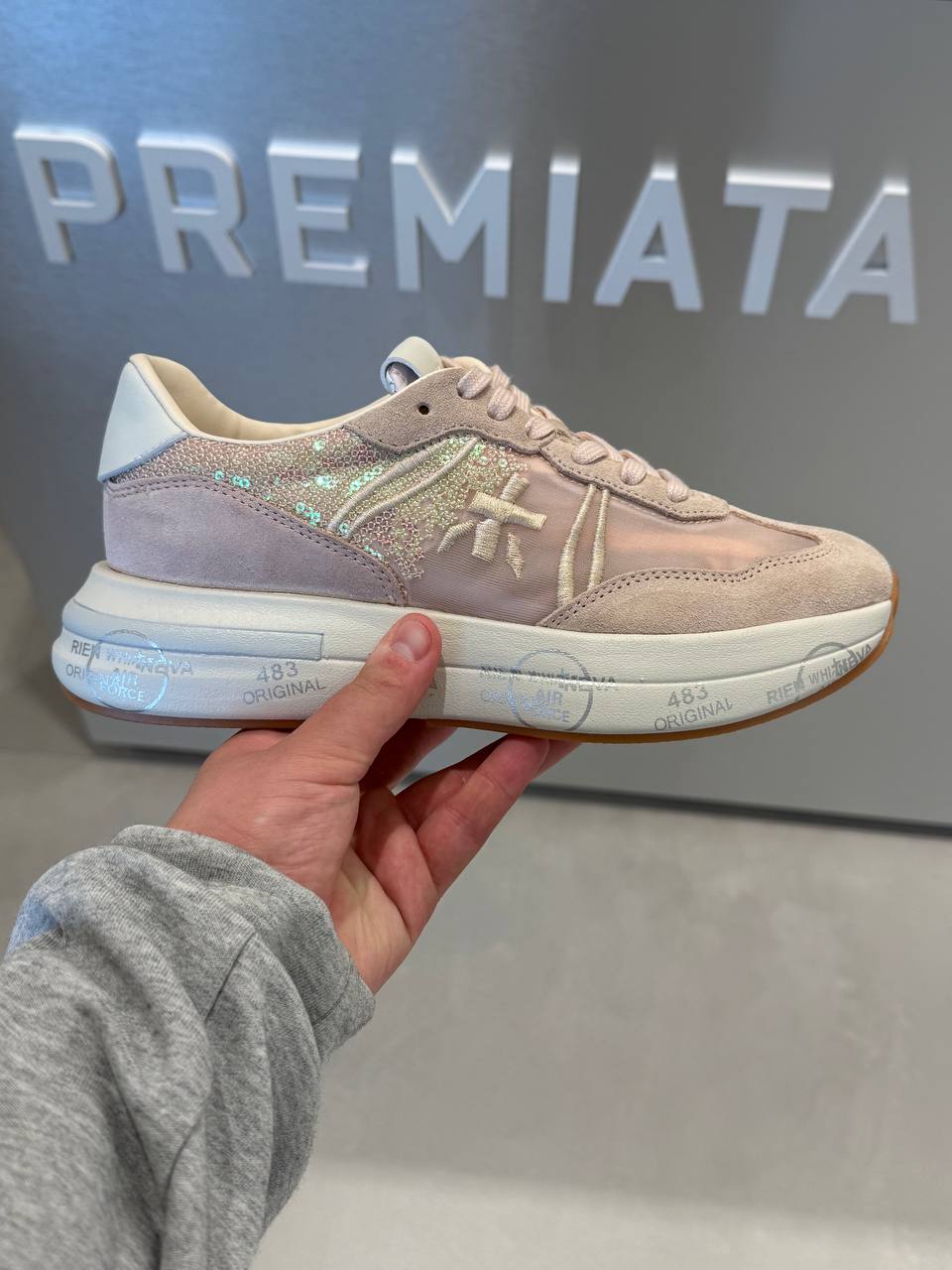 PREMIATA 19802