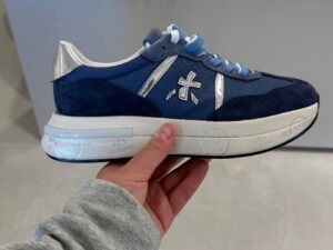 PREMIATA 19806