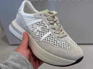 PREMIATA 19811