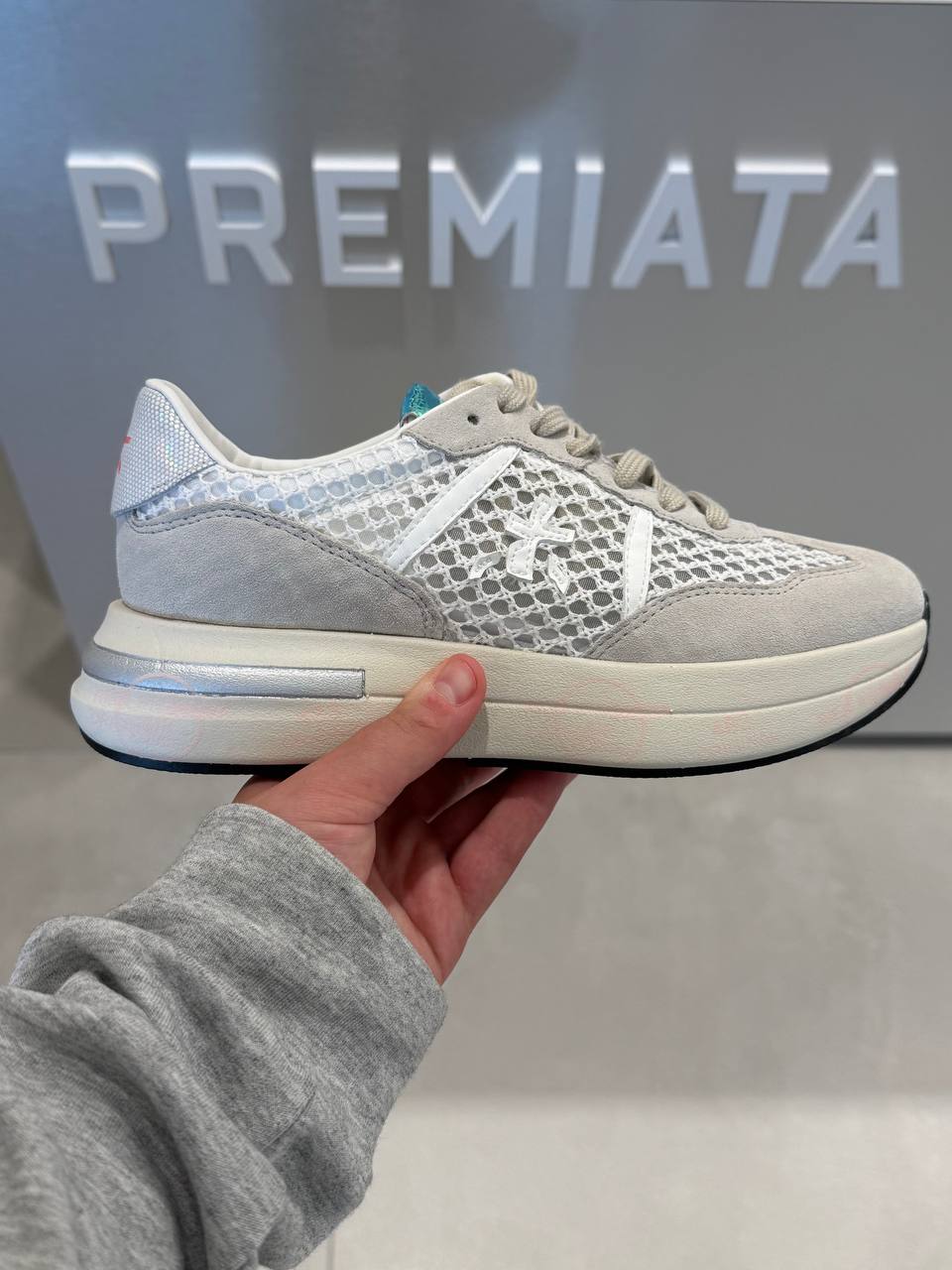 PREMIATA 19812