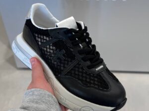 PREMIATA 19813