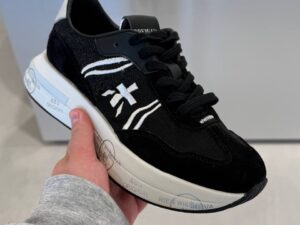 PREMIATA 19815
