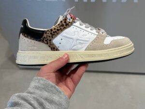 PREMIATA 19822