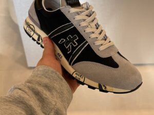 PREMIATA 19833