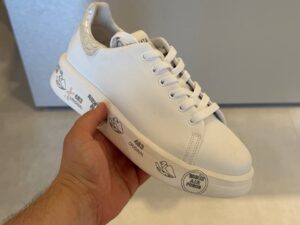 PREMIATA 20502
