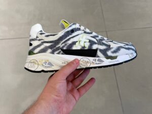 PREMIATA 20519