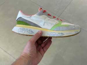 PREMIATA 20525