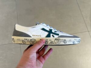 PREMIATA 20529