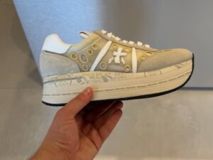 PREMIATA 20537