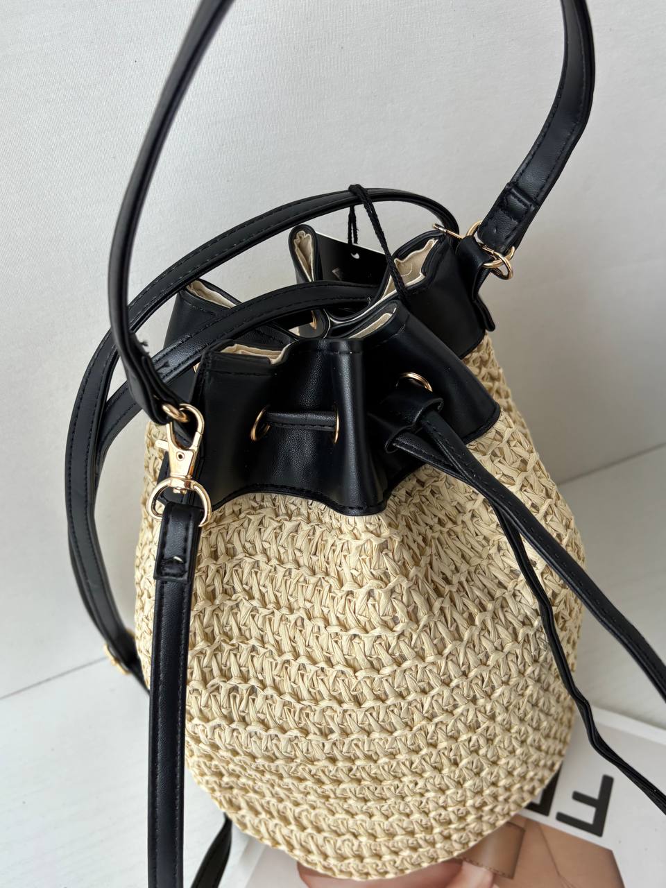 LEATHER COUNTRY 119261-(1)