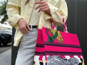 Текстильная сумка-тоут с принтом LEATHER — фото 1 Текстильная сумка-тоут с принтом LEATHER