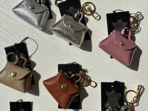 Брелок-сумочка из натуральной кожи LEATHER