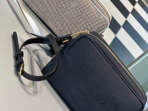 PRADA OUTLET 126225