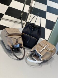 PRADA OUTLET 126244