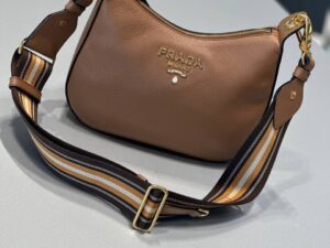 PRADA OUTLET 126271