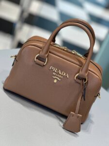 PRADA OUTLET 126297