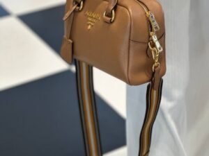 PRADA OUTLET 126300
