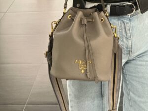 PRADA OUTLET 126301