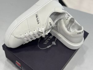 PRADA OUTLET 126307