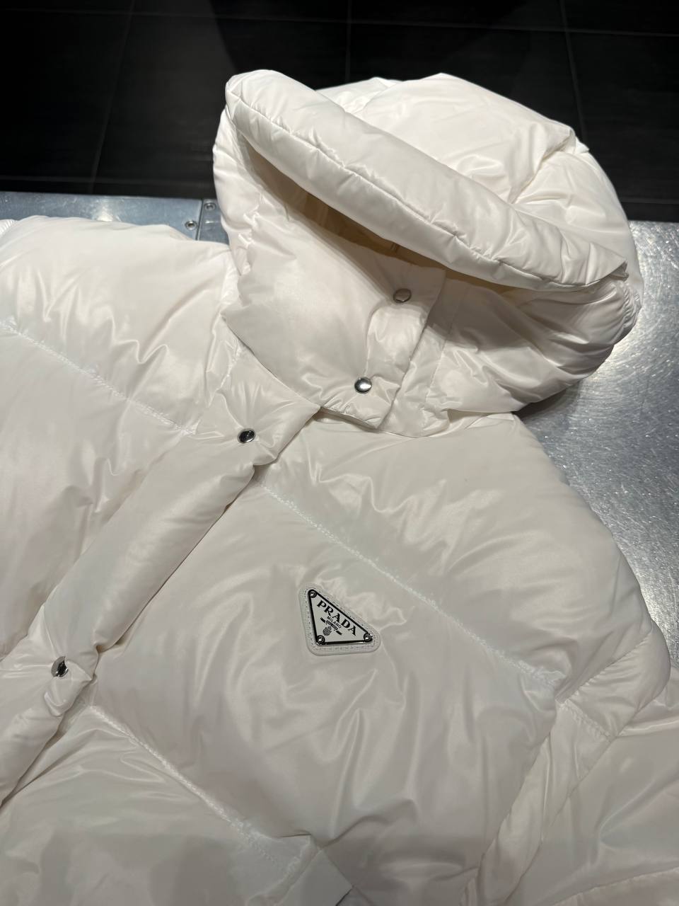PRADA OUTLET 126330