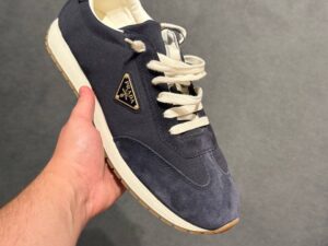Кроссовки Prada темно-синие Prada Outlet
