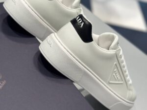 Prada Outlet 127536