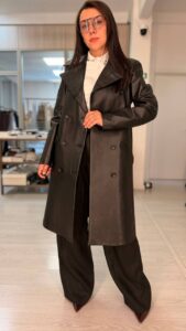 Блуза женская с декором MaxMara
