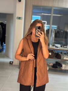 Жилет утепленный с капюшоном 2 MaxMara