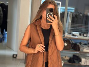 Жилет утепленный с капюшоном 2 MaxMara