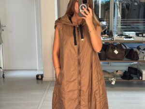 Удлиненный утепленный жилет Max MaxMara — фото 1 Удлиненный утепленный жилет Max MaxMara