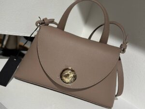 Кожаная сумка Coccinelle 2 MaxMara
