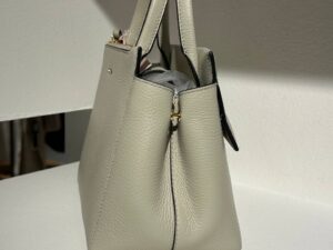 Сумка женская Coccinelle MaxMara — фото 1 Сумка женская Coccinelle MaxMara
