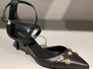 VERSACE OUTLET 146