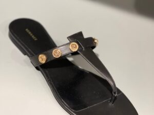 VERSACE OUTLET 152
