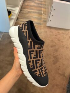 FENDI OUTLETS 1543