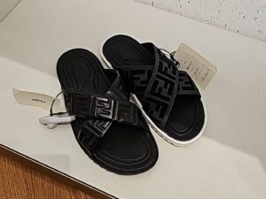 FENDI OUTLETS 1567