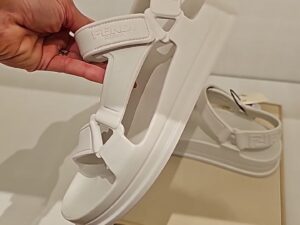 FENDI OUTLETS 1577