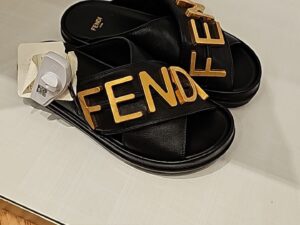 FENDI OUTLETS 1580
