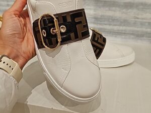 FENDI OUTLETS 1594