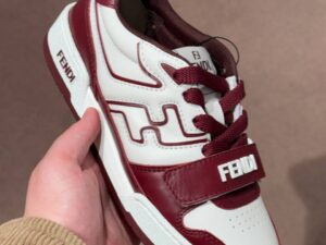 FENDI OUTLETS 1606
