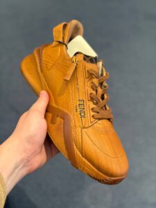 FENDI OUTLETS 1628