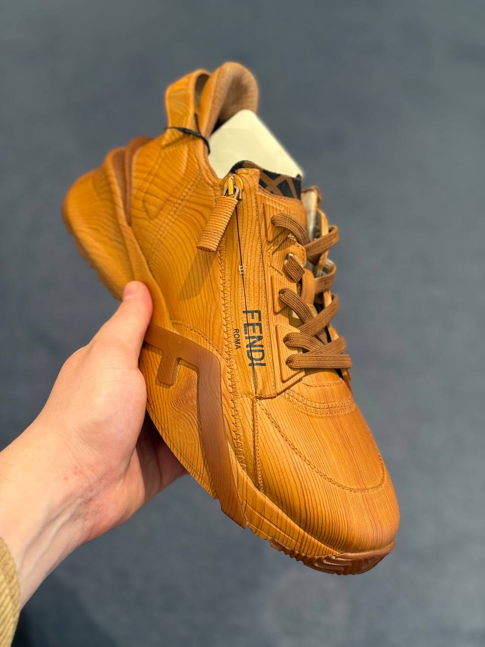 FENDI OUTLETS 1628